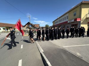Vatrogasci uveličali uskrsno slavlje u župi Uzvišenja sv. Križa