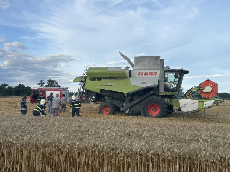 Požar kombajna (14/2026)
